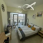 Vibrant Studio - 15M To Marina