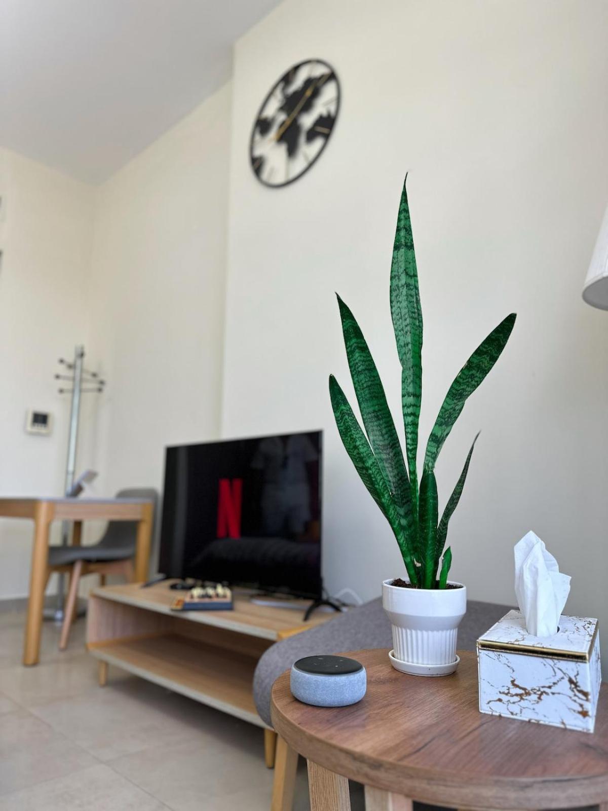 Apartment Vibrant - 15m To Marina Dubai